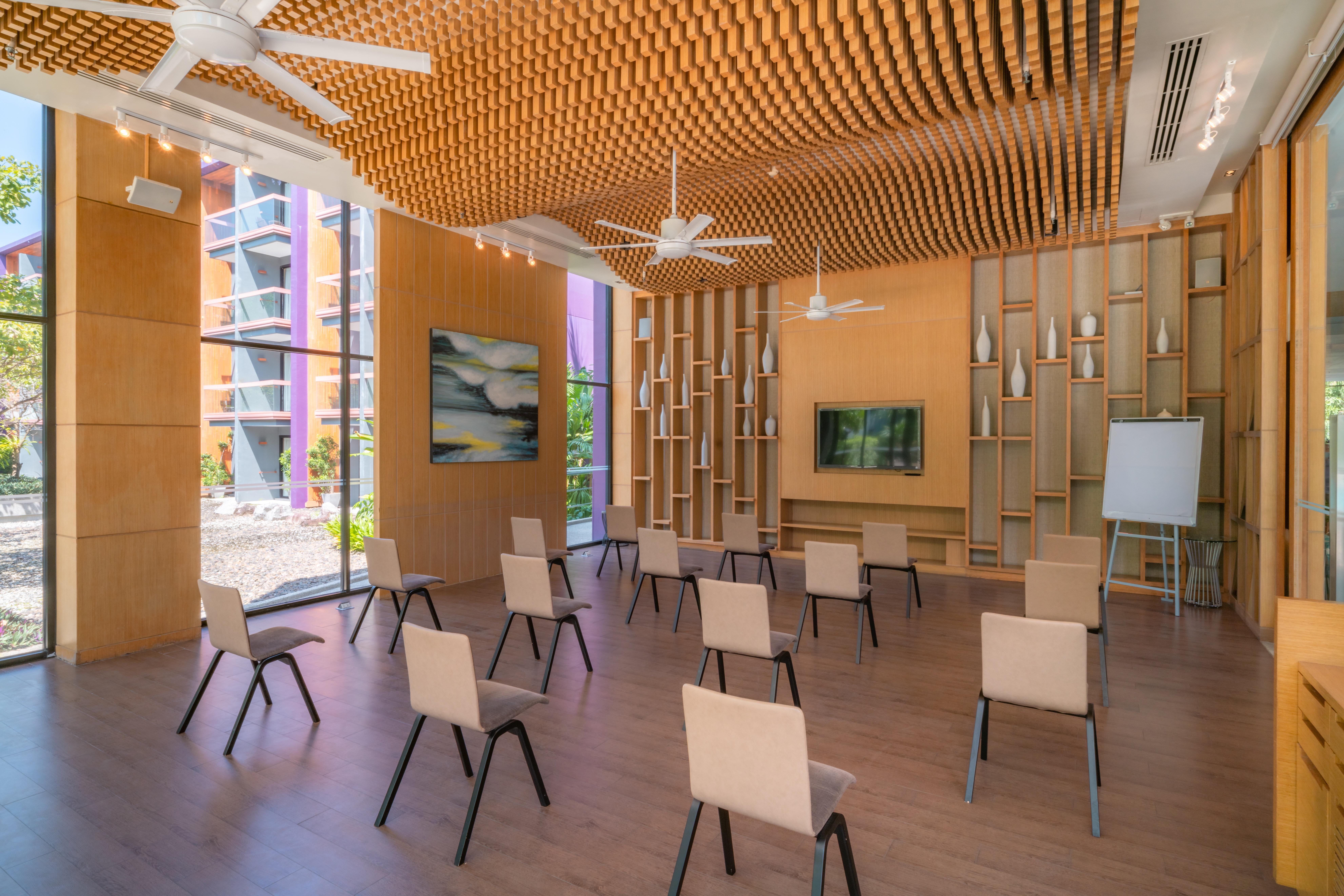 Express Patong By Ihg Feriested