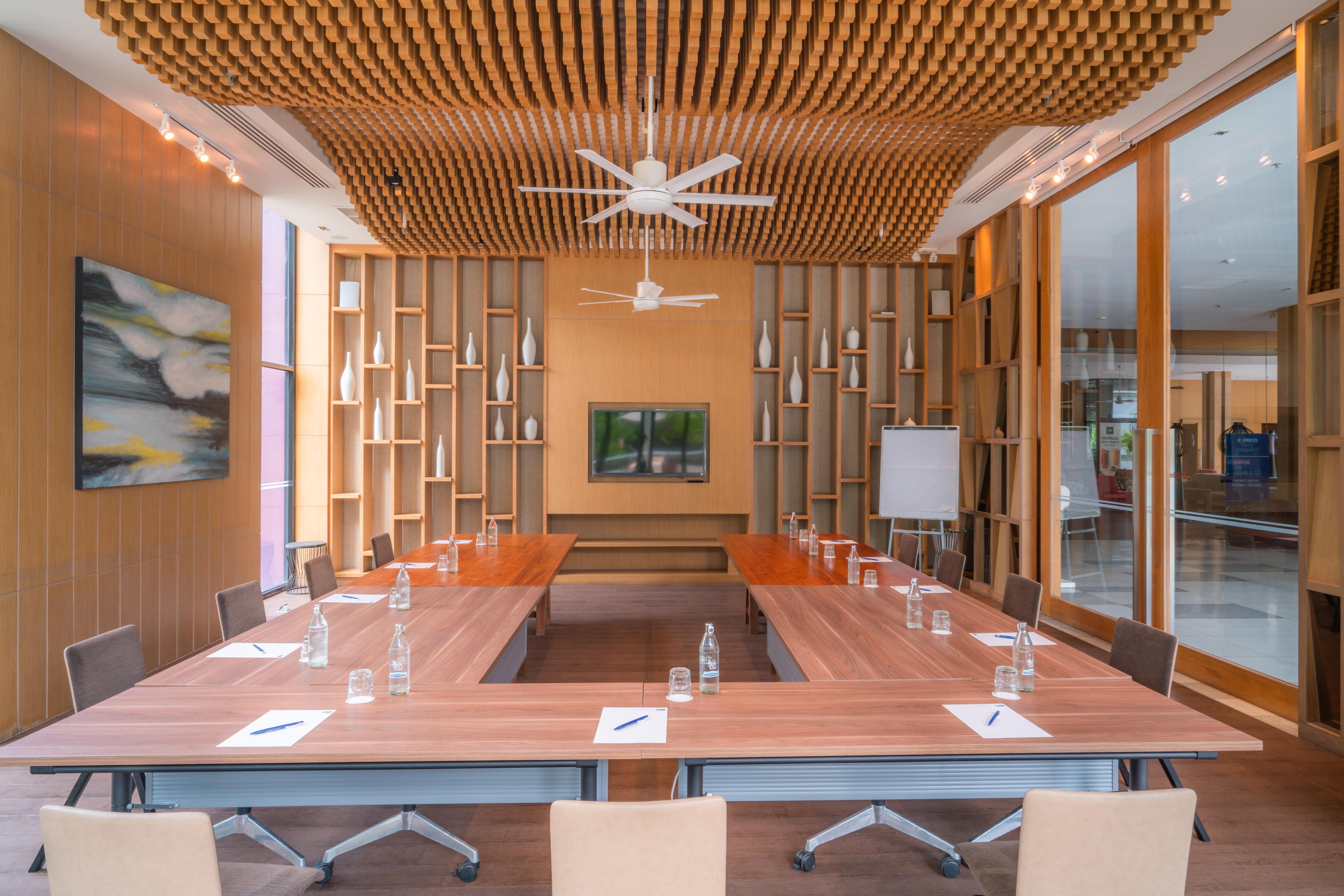 Express Patong By Ihg Feriested
